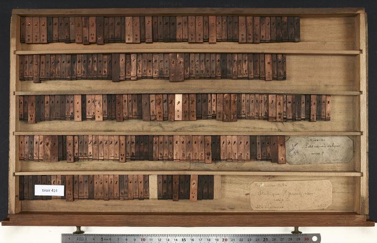 Tiroir de matrices : Grandjean corps 9