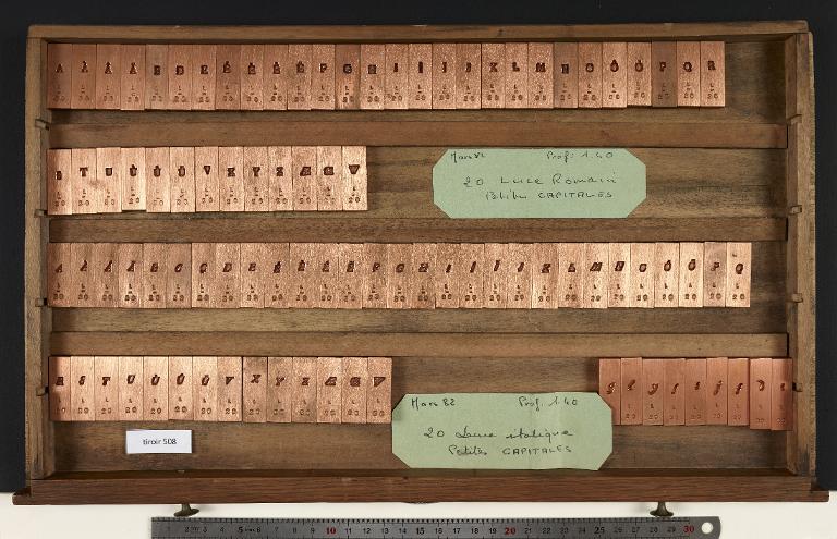 Tiroir de matrices : Luce