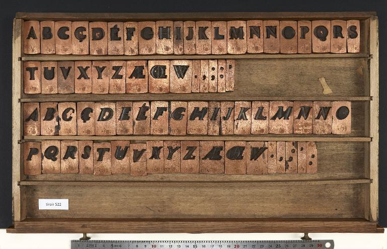 Tiroir de matrices : Luce