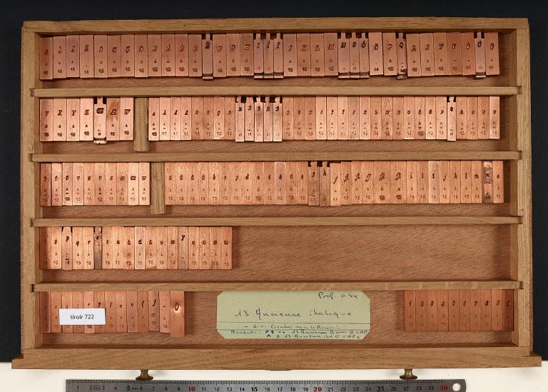 Tiroir de matrices : Marcellin-Legrand ancienne gravure