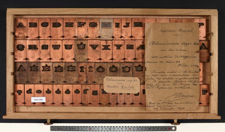Tiroir de matrices : alsacienne corps 40