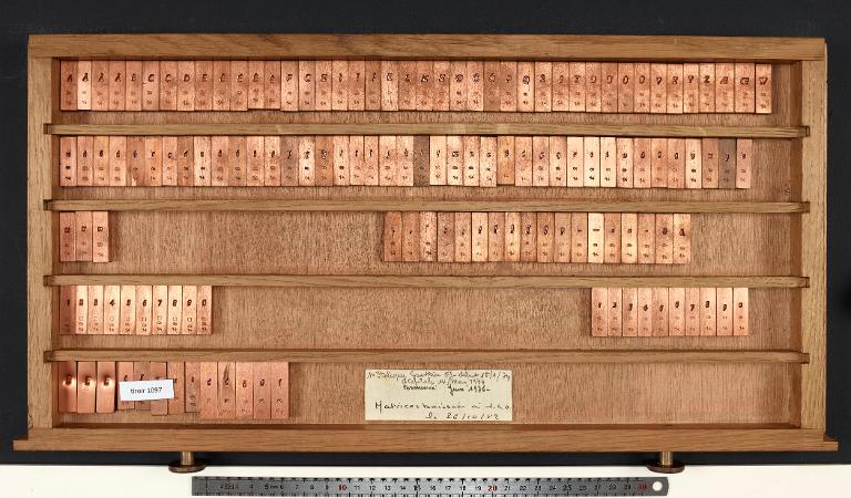 Tiroir de matrices : Gauthier corps 14